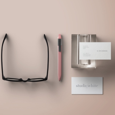 studio white 4